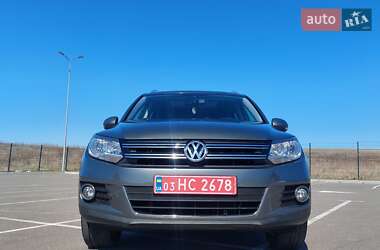 Внедорожник / Кроссовер Volkswagen Tiguan 2013 в 