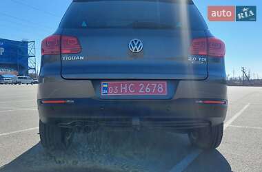 Внедорожник / Кроссовер Volkswagen Tiguan 2013 в 