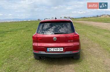 Позашляховик / Кросовер Volkswagen Tiguan 2013 в 