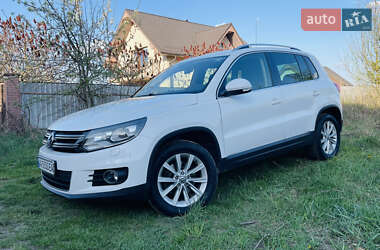 Позашляховик / Кросовер Volkswagen Tiguan 2013 в Києві