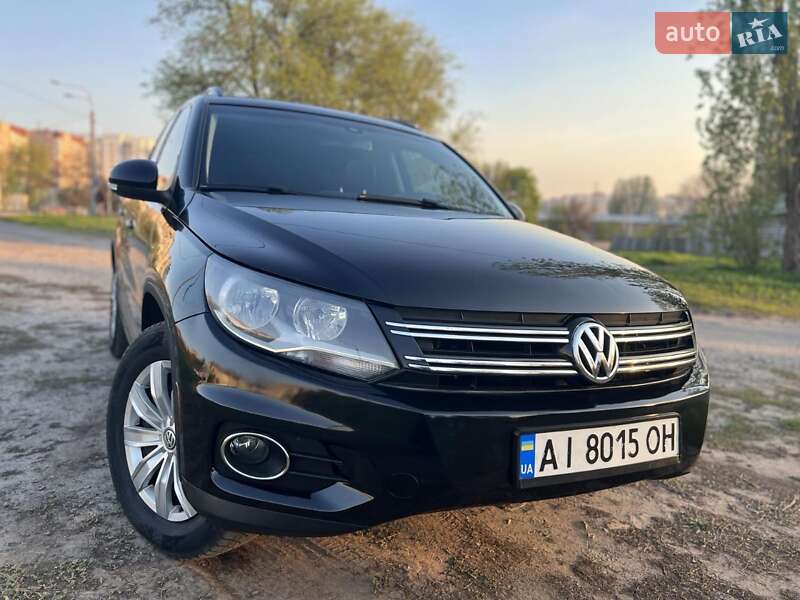 Позашляховик / Кросовер Volkswagen Tiguan 2015 в Харкові