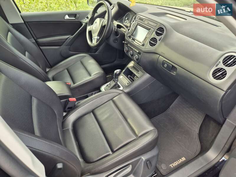 Внедорожник / Кроссовер Volkswagen Tiguan 2016 в Киеве фото 4 Внедорожник / Кроссовер Volkswagen Tiguan 2016 в Киеве