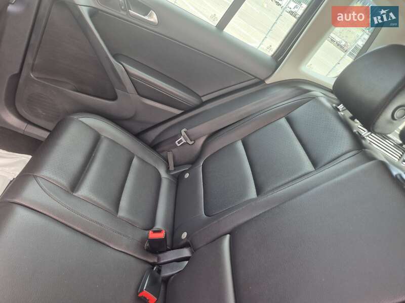Внедорожник / Кроссовер Volkswagen Tiguan 2016 в Киеве фото 7 Внедорожник / Кроссовер Volkswagen Tiguan 2016 в Киеве