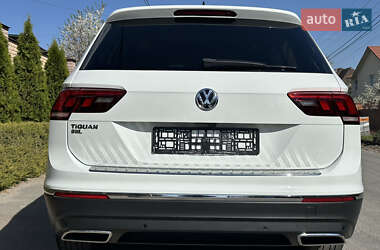 Внедорожник / Кроссовер Volkswagen Tiguan 2021 в 