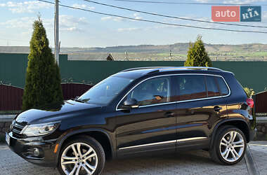 Позашляховик / Кросовер Volkswagen Tiguan 2012 в 
