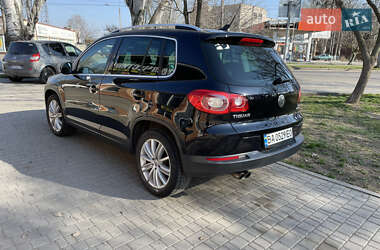 Позашляховик / Кросовер Volkswagen Tiguan 2008 в 