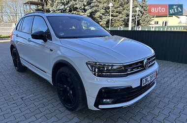 Внедорожник / Кроссовер Volkswagen Tiguan 2020 в 