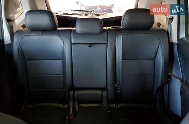 Позашляховик / Кросовер Volkswagen Tiguan 2019 в 