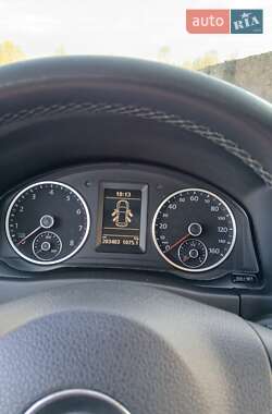 Внедорожник / Кроссовер Volkswagen Tiguan 2013 в 
