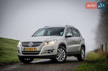 Позашляховик / Кросовер Volkswagen Tiguan 2010 в Стрию