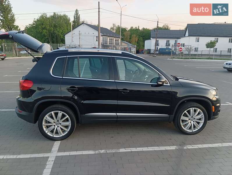 Позашляховик / Кросовер Volkswagen Tiguan 2013 в Умані