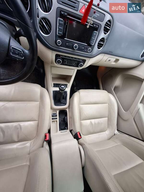 Позашляховик / Кросовер Volkswagen Tiguan 2010 в Снятині фото 20 Позашляховик / Кросовер Volkswagen Tiguan 2010 в Снятині