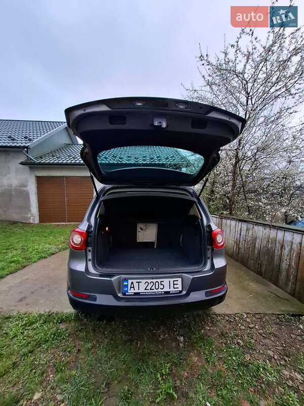 Позашляховик / Кросовер Volkswagen Tiguan 2010 в Снятині фото 25 Позашляховик / Кросовер Volkswagen Tiguan 2010 в Снятині
