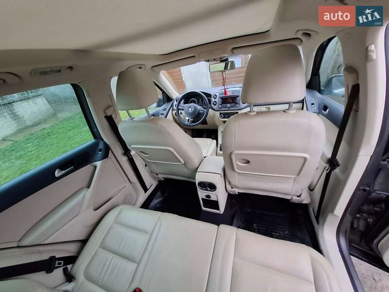 Позашляховик / Кросовер Volkswagen Tiguan 2010 в Снятині фото 29 Позашляховик / Кросовер Volkswagen Tiguan 2010 в Снятині