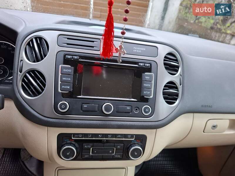 Позашляховик / Кросовер Volkswagen Tiguan 2010 в Снятині фото 53 Позашляховик / Кросовер Volkswagen Tiguan 2010 в Снятині
