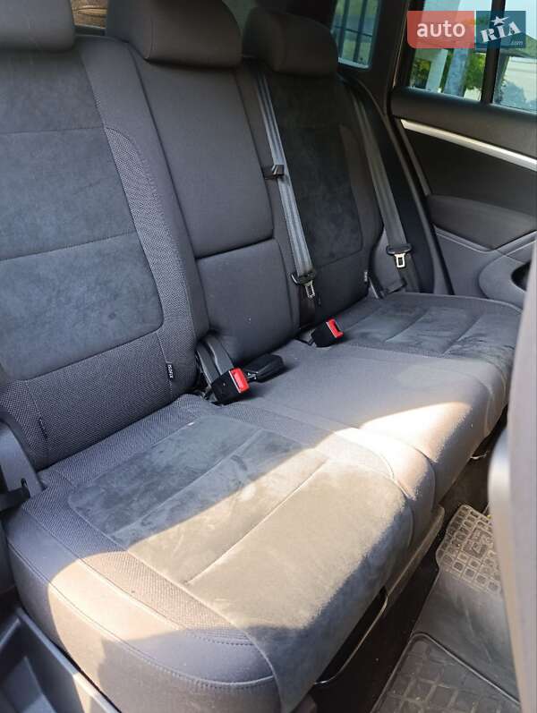 Внедорожник / Кроссовер Volkswagen Tiguan 2014 в Светловодске