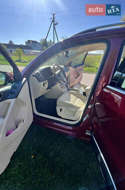 Внедорожник / Кроссовер Volkswagen Tiguan 2013 в 
