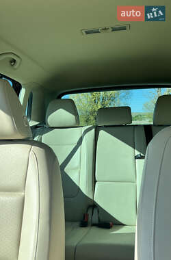 Внедорожник / Кроссовер Volkswagen Tiguan 2013 в 