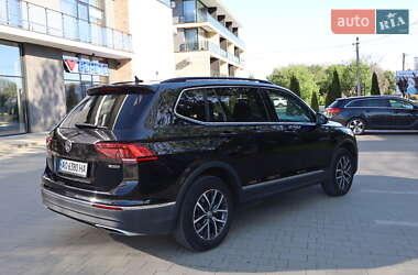 Внедорожник / Кроссовер Volkswagen Tiguan 2019 в 