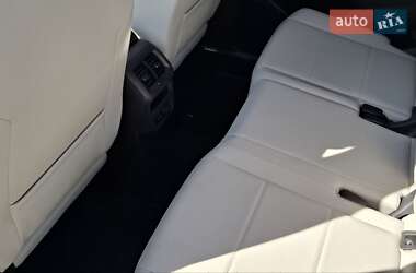 Внедорожник / Кроссовер Volkswagen Tiguan 2018 в 