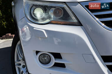 Позашляховик / Кросовер Volkswagen Tiguan 2010 в 