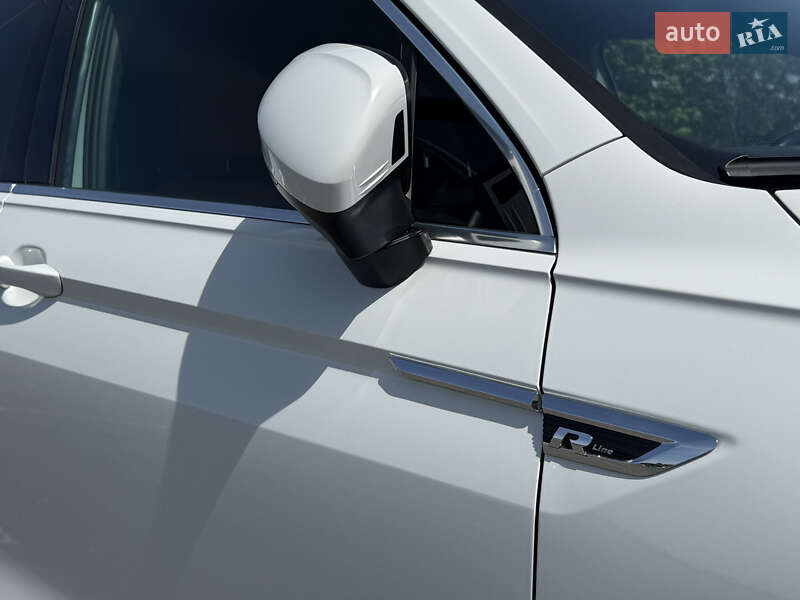 Позашляховик / Кросовер Volkswagen Tiguan 2018 в Києві