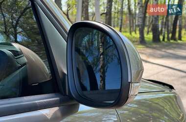 Внедорожник / Кроссовер Volkswagen Tiguan 2016 в 