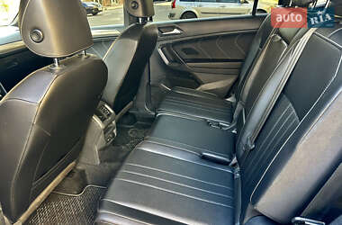 Внедорожник / Кроссовер Volkswagen Tiguan 2022 в 