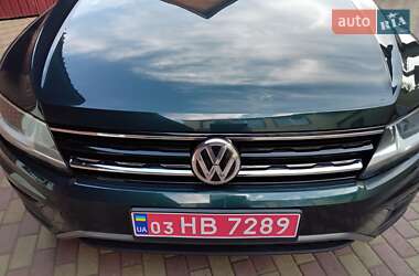 Позашляховик / Кросовер Volkswagen Tiguan 2018 в 