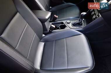 Позашляховик / Кросовер Volkswagen Tiguan 2018 в 