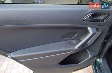 Позашляховик / Кросовер Volkswagen Tiguan 2018 в 