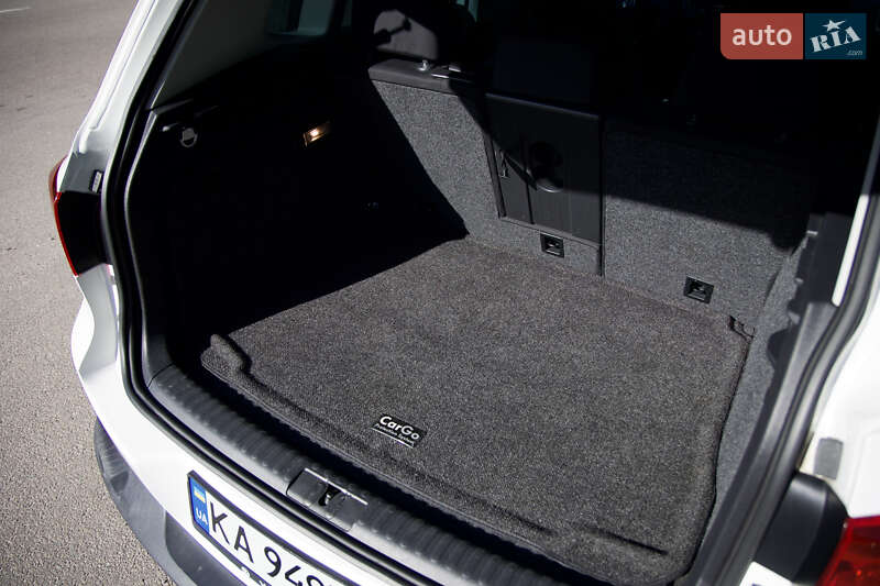 Внедорожник / Кроссовер Volkswagen Tiguan 2012 в Киеве