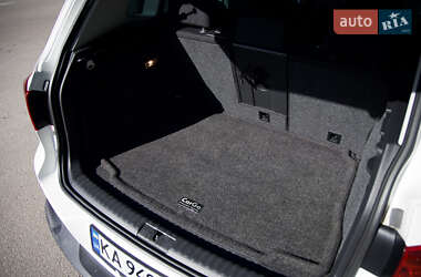 Внедорожник / Кроссовер Volkswagen Tiguan 2012 в 