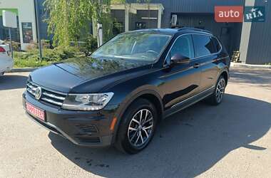 Внедорожник / Кроссовер Volkswagen Tiguan 2020 в 
