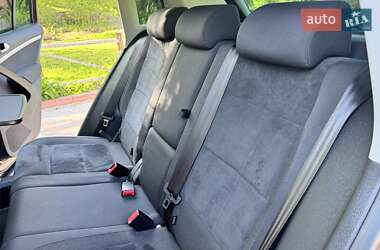 Позашляховик / Кросовер Volkswagen Tiguan 2013 в 
