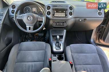 Позашляховик / Кросовер Volkswagen Tiguan 2013 в 
