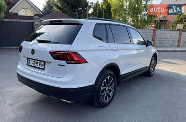 Внедорожник / Кроссовер Volkswagen Tiguan 2020 в 