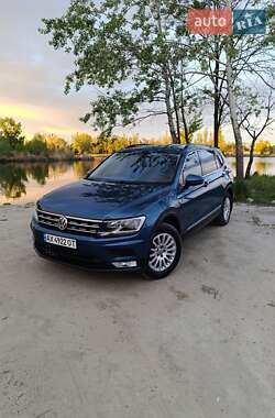 Позашляховик / Кросовер Volkswagen Tiguan 2018 в Харкові