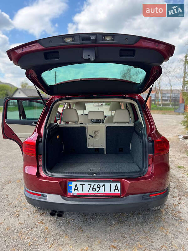 Внедорожник / Кроссовер Volkswagen Tiguan 2012 в Тлумаче