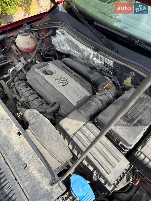 Внедорожник / Кроссовер Volkswagen Tiguan 2012 в Тлумаче