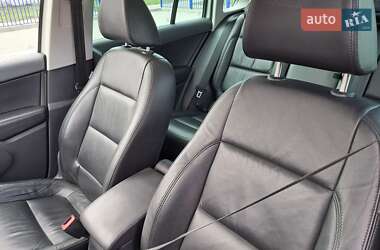 Внедорожник / Кроссовер Volkswagen Tiguan 2009 в 