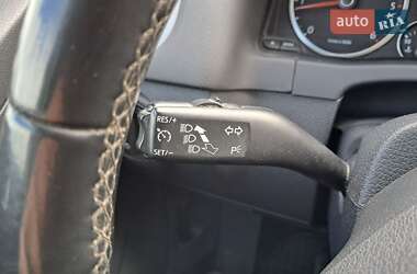Внедорожник / Кроссовер Volkswagen Tiguan 2009 в 