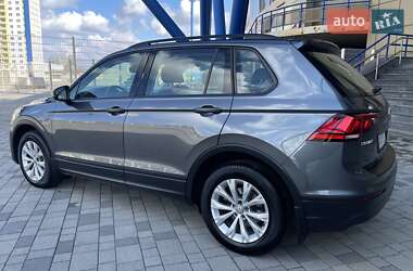 Внедорожник / Кроссовер Volkswagen Tiguan 2019 в 