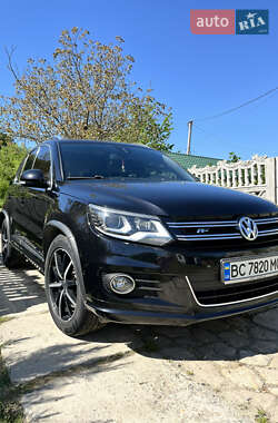 Внедорожник / Кроссовер Volkswagen Tiguan 2014 в Черновцах