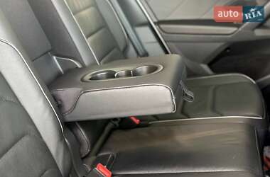 Позашляховик / Кросовер Volkswagen Tiguan 2020 в 