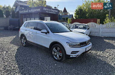 Внедорожник / Кроссовер Volkswagen Tiguan 2018 в Хмельницком