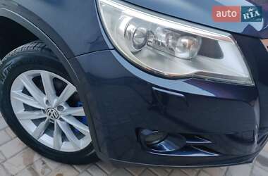 Позашляховик / Кросовер Volkswagen Tiguan 2010 в 