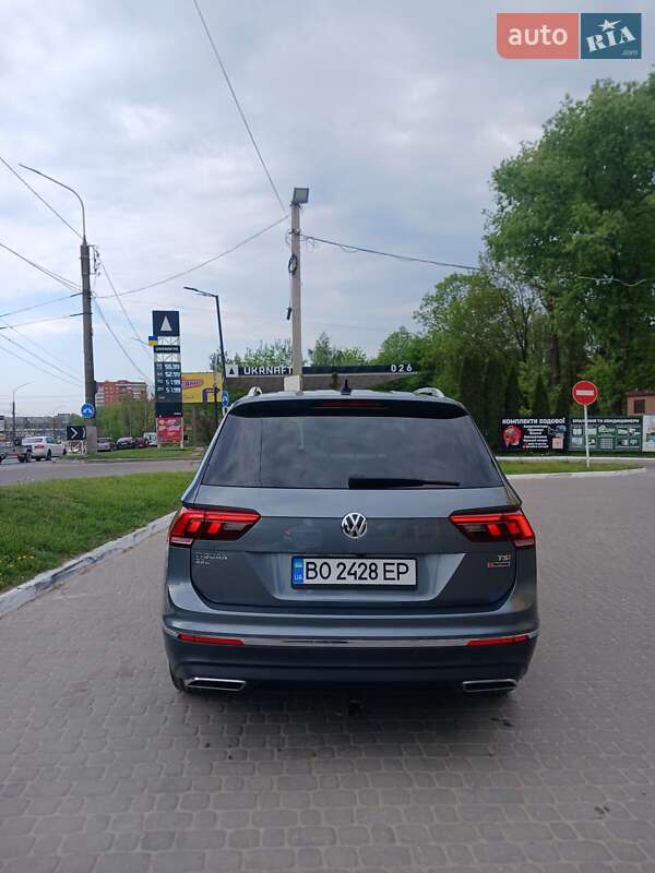 Внедорожник / Кроссовер Volkswagen Tiguan 2018 в Тернополе