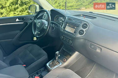 Внедорожник / Кроссовер Volkswagen Tiguan 2011 в 