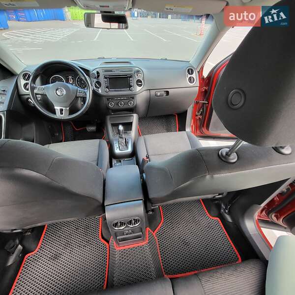 Внедорожник / Кроссовер Volkswagen Tiguan 2015 в Ивано-Франковске